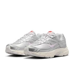 Sneaker|Schnürschuhe|Nike Damen Nike Initiator in Übergrößen Silber