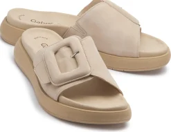 Sandalen|Pantoletten|Gabor Pantolette in Übergrößen Beige