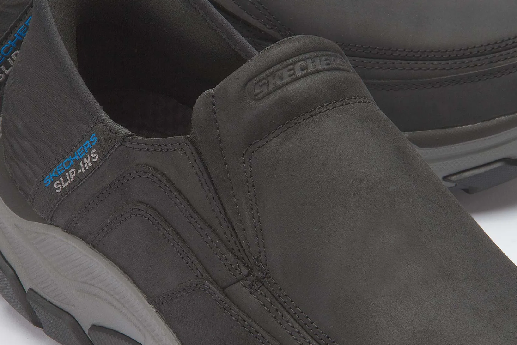 Slipper|Skechers Slip-in in Übergrößen Schwarz