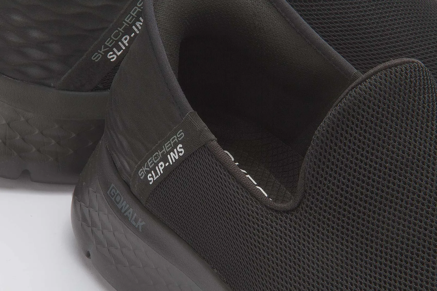 Slipper|Skechers Slip Ins in Übergrößen Schwarz